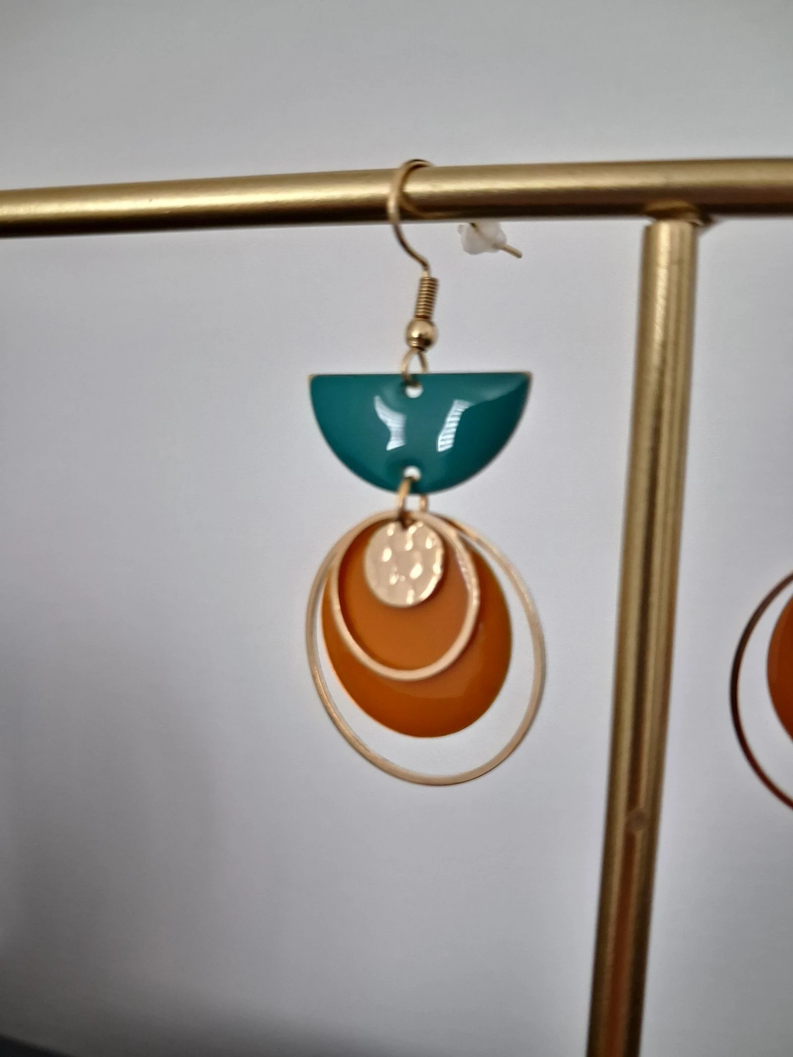 Earrings – photo 3
